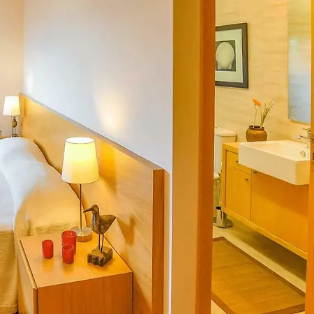 Seixas Sleeps 6 Pool Wifi Villa