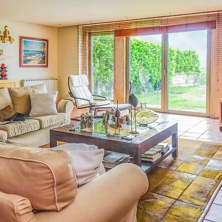 Seixas Sleeps 6 Pool Wifi Caminha